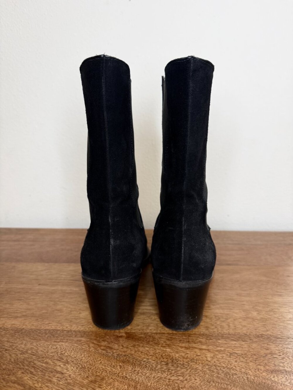 Moschino Cheap and Chic Black Suede Chelsea Boots Pointed Toe Italy 39.5 / 8.5 - Picture 4 of 6